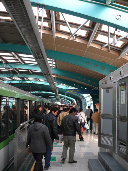 Креатив в логове хай-тека: Zhangjiang gaoke / Шанхай Креатив в логове хай-тека: Zhangjiang gaoke / Сергей Соловьёв